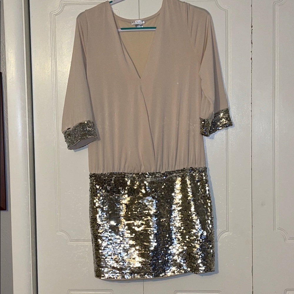 Venus dress